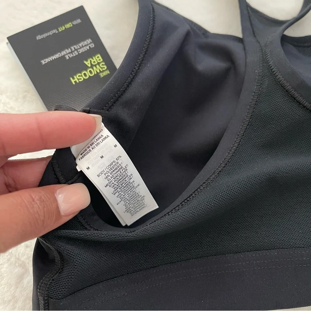 Nike Women's Swoosh Sports Bra